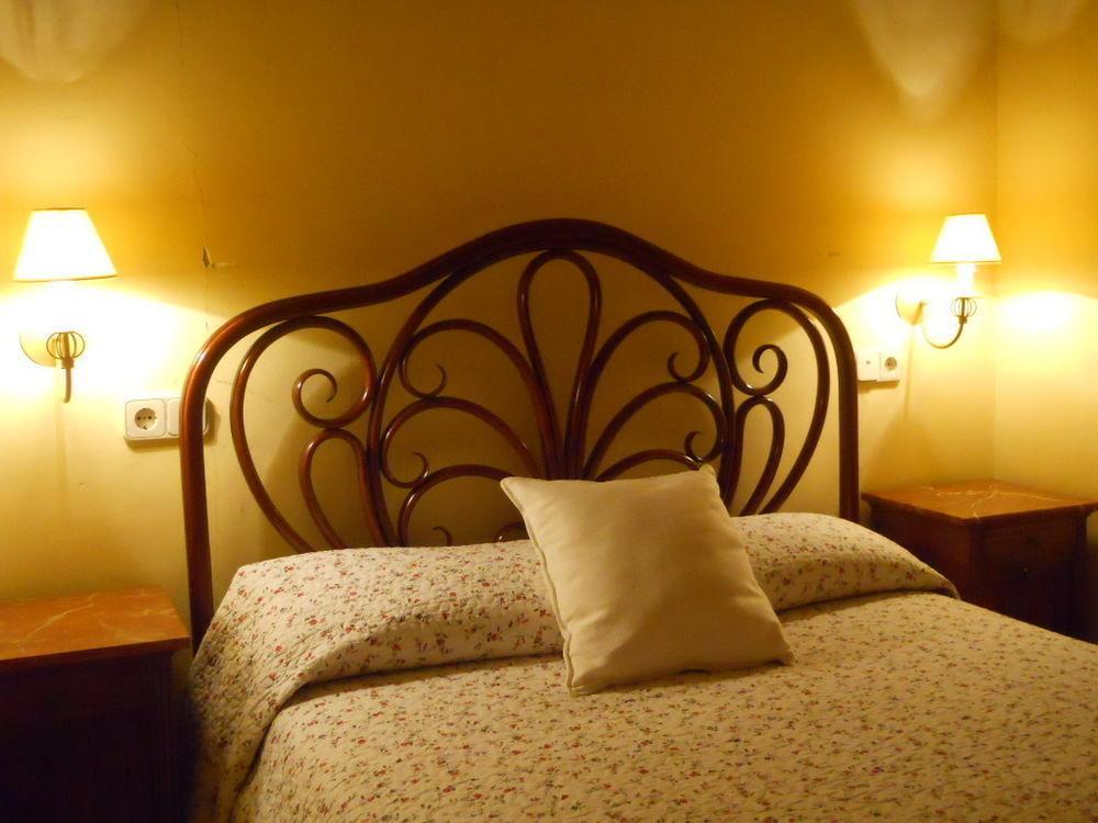 Hotel 1900 Casa Anita Requena Zewnętrze zdjęcie
