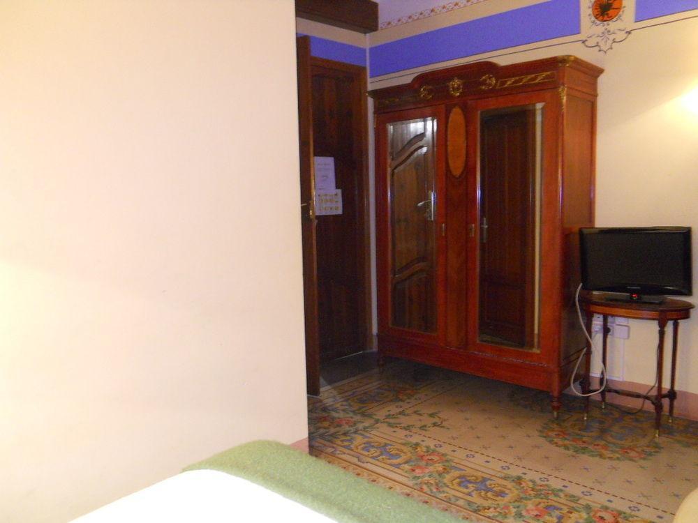 Hotel 1900 Casa Anita Requena Zewnętrze zdjęcie